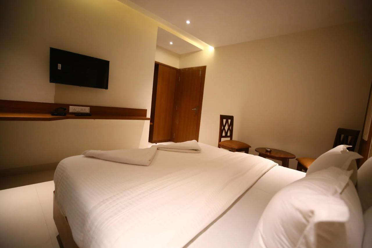 Hotel Dream Residency Navi Mumbai Buitenkant foto