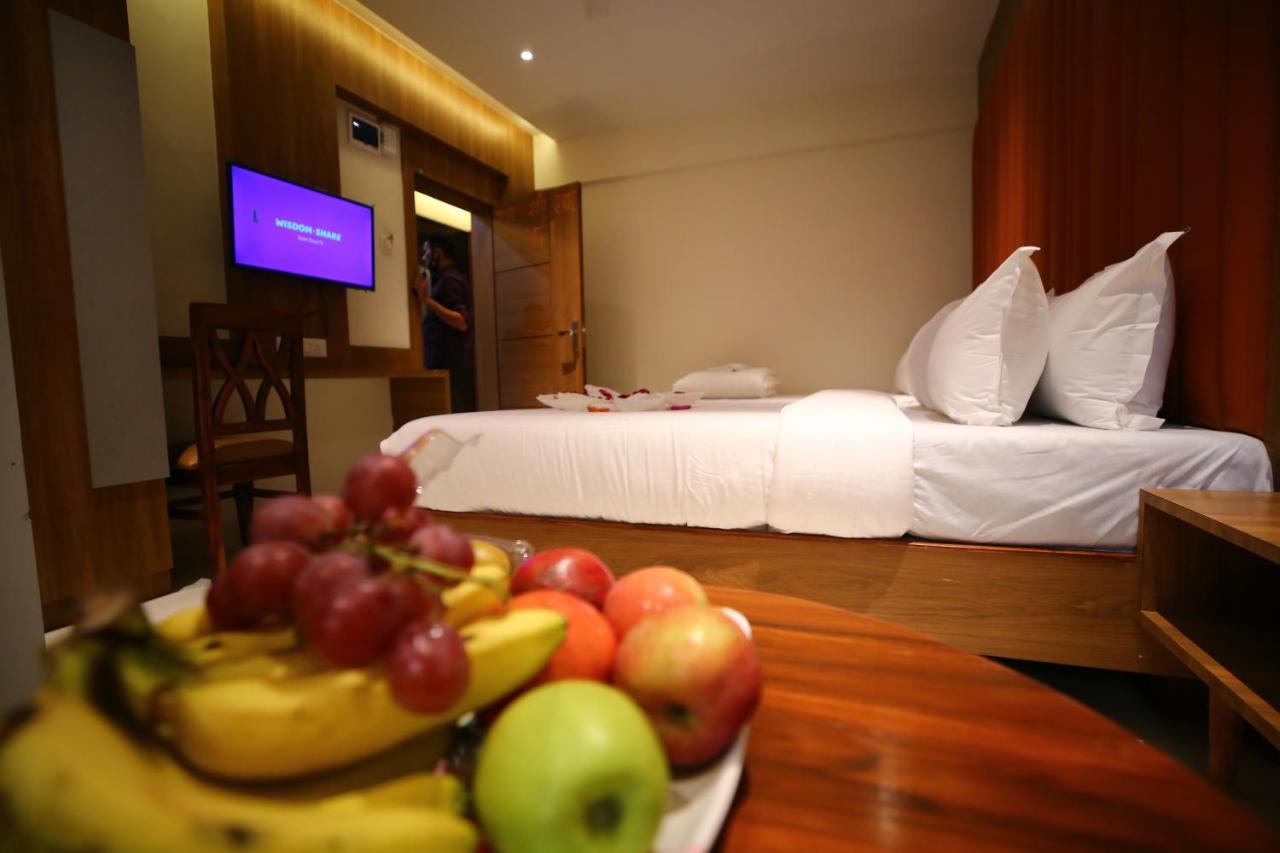 Hotel Dream Residency Navi Mumbai Buitenkant foto